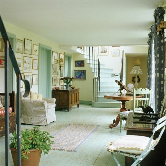 blue-hallway-flooring