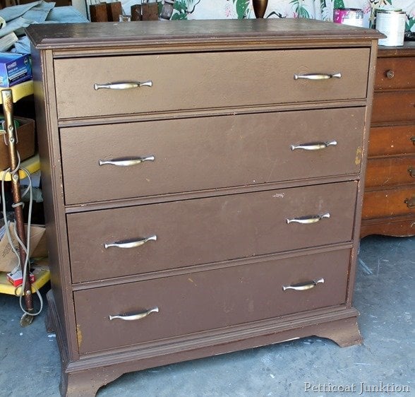 chest-nashville-flea-market