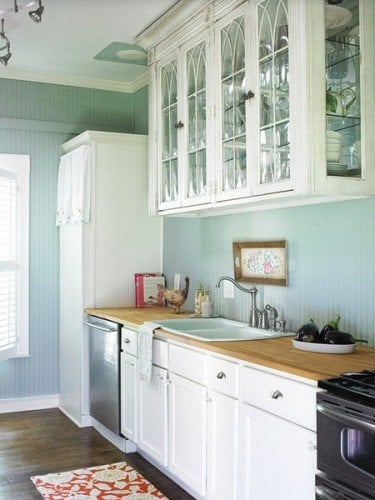 sky blue kitchen walls