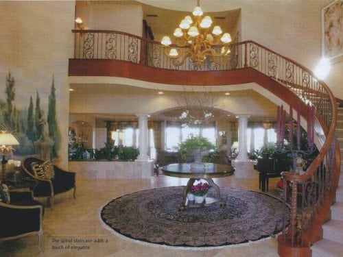 Marteen Moore entry and stairs