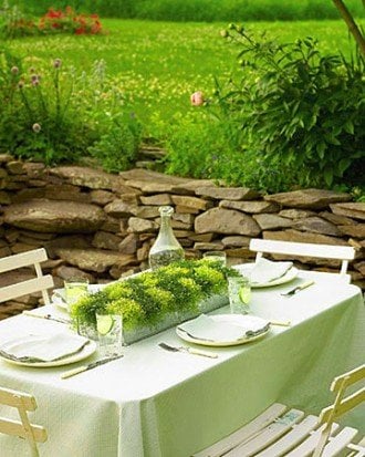 checkerboard moss for your table setting