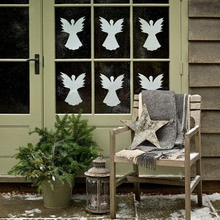 Door-decorated-with-paper-angels--Country-Homes--Interiors--Housetohome.co.uk