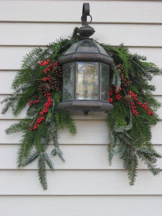 34-beautiful-christmas-porch-decorating-ideas-front-door-christmas