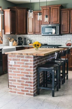 22 Barnwood Kitchen Islands for the Environmentally Friendly Homeowner