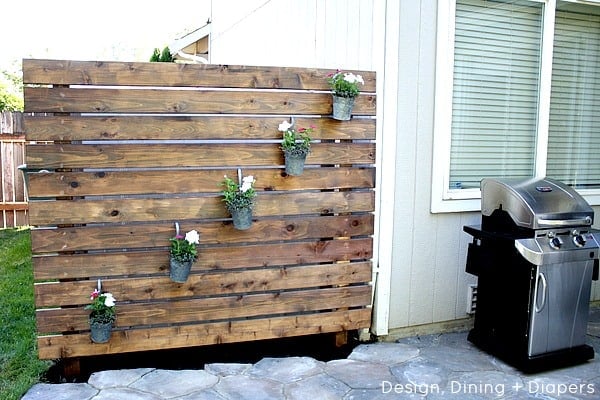Pretty Diy Outdoor Privacy Screens, How To Build A Free Standing Patio Wall