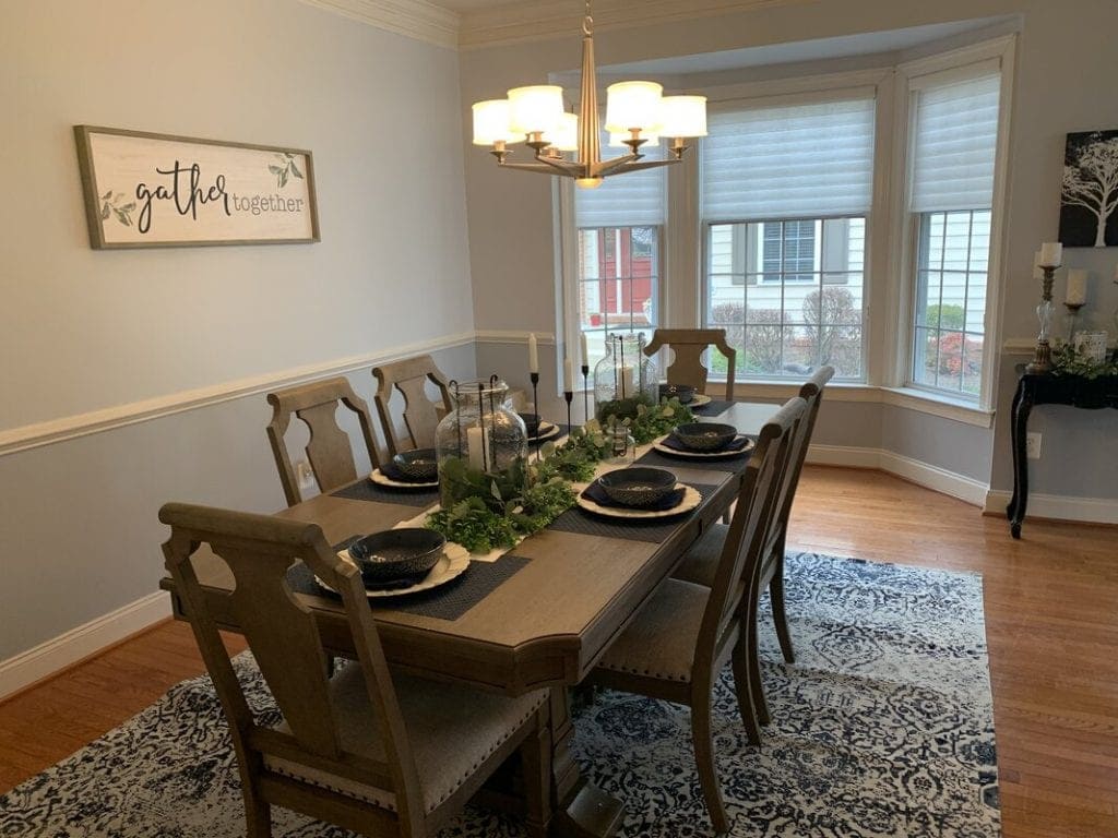 Decorating Dining Room Tables : A Modern Style Nowadays Becomes The Favorite Of A Lot Of People It Is Because This Style Mostly L Dinning Room Decor Dining Room Table Centerpieces Home Decor - Interior design, custom furniture design, & art curation by chango & co.