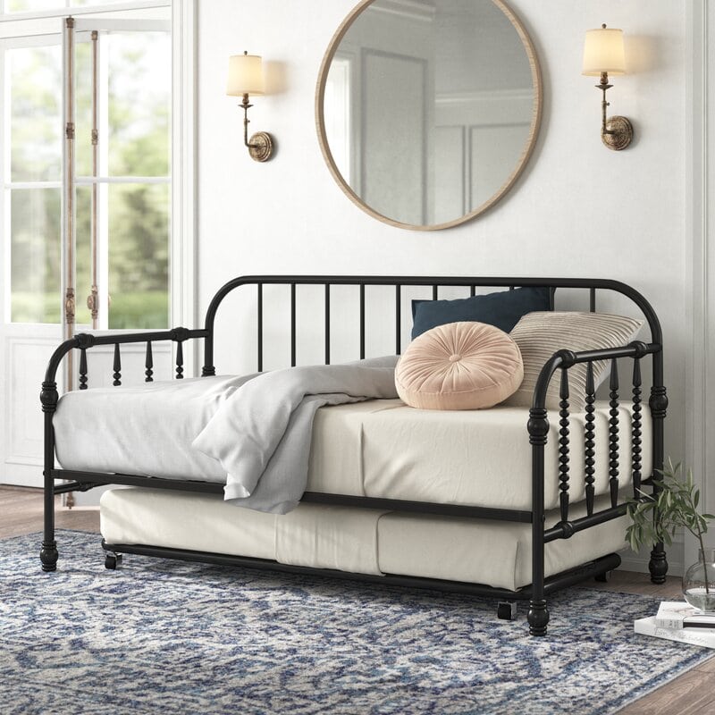 Daybed With a Trundle 