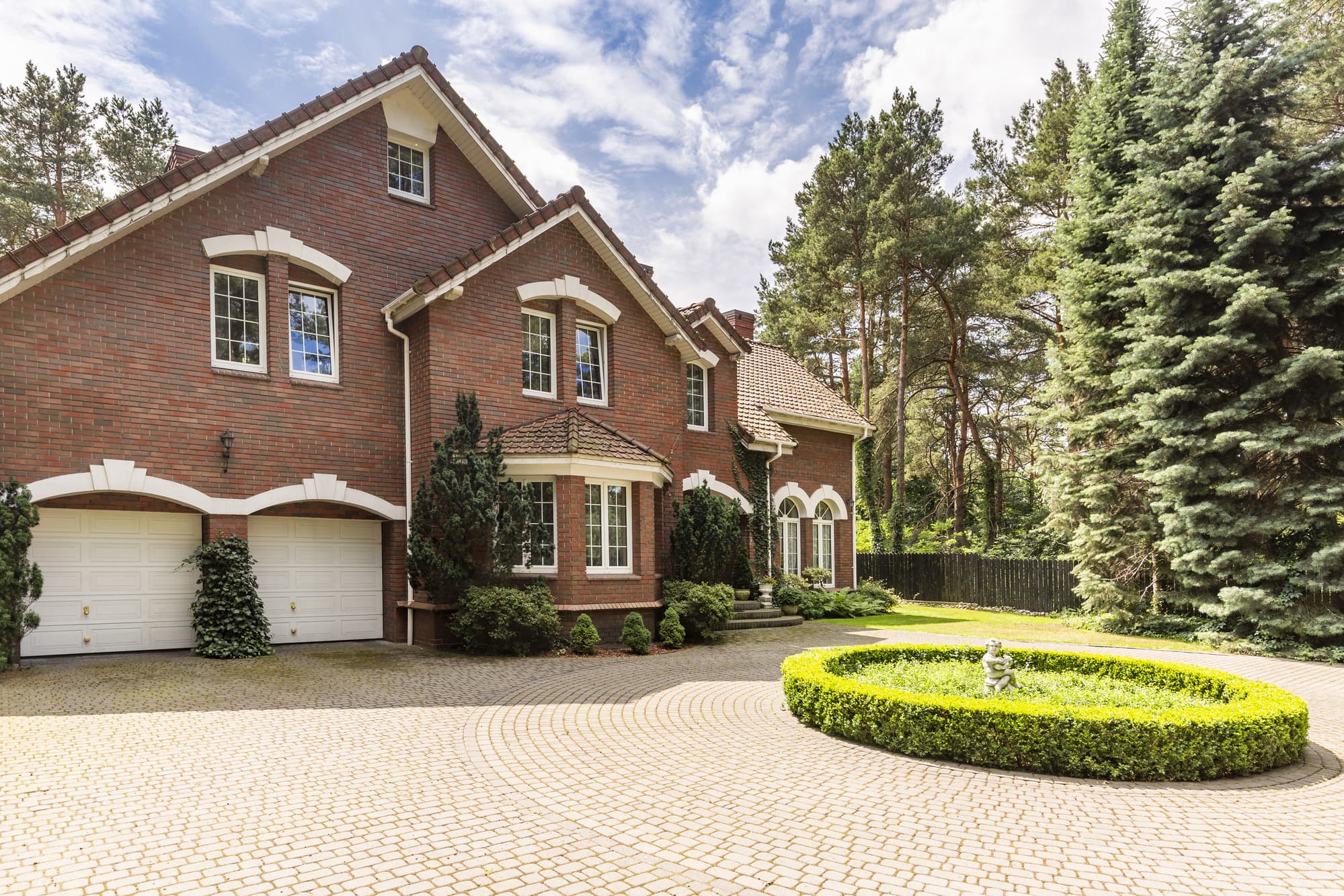 15 Driveway Ideas Spruce Up The Path To Your Home