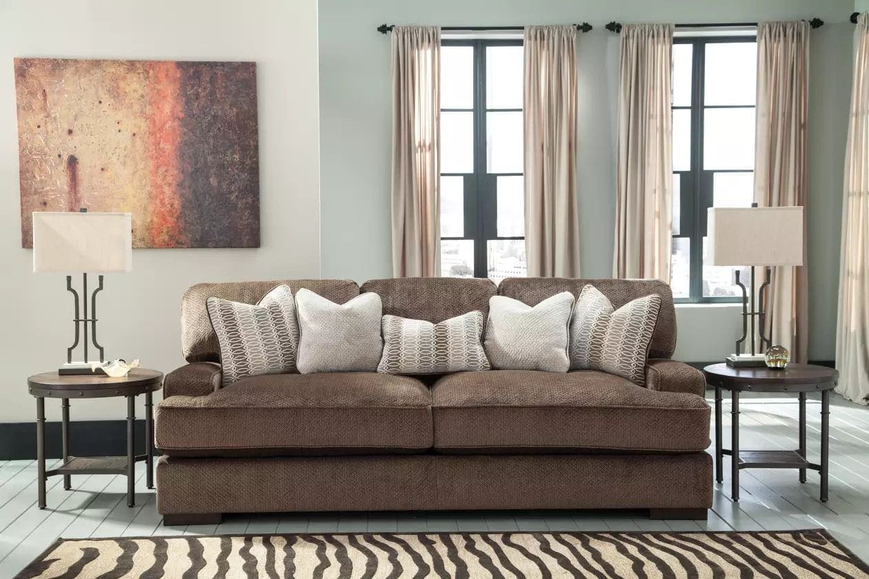 20 Stylish Throw Pillow Ideas for Brown Couches