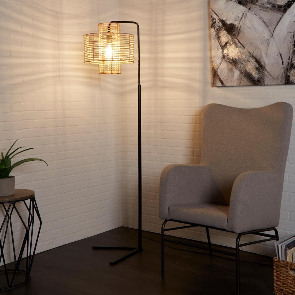 Floor Lamp With the Right Shade