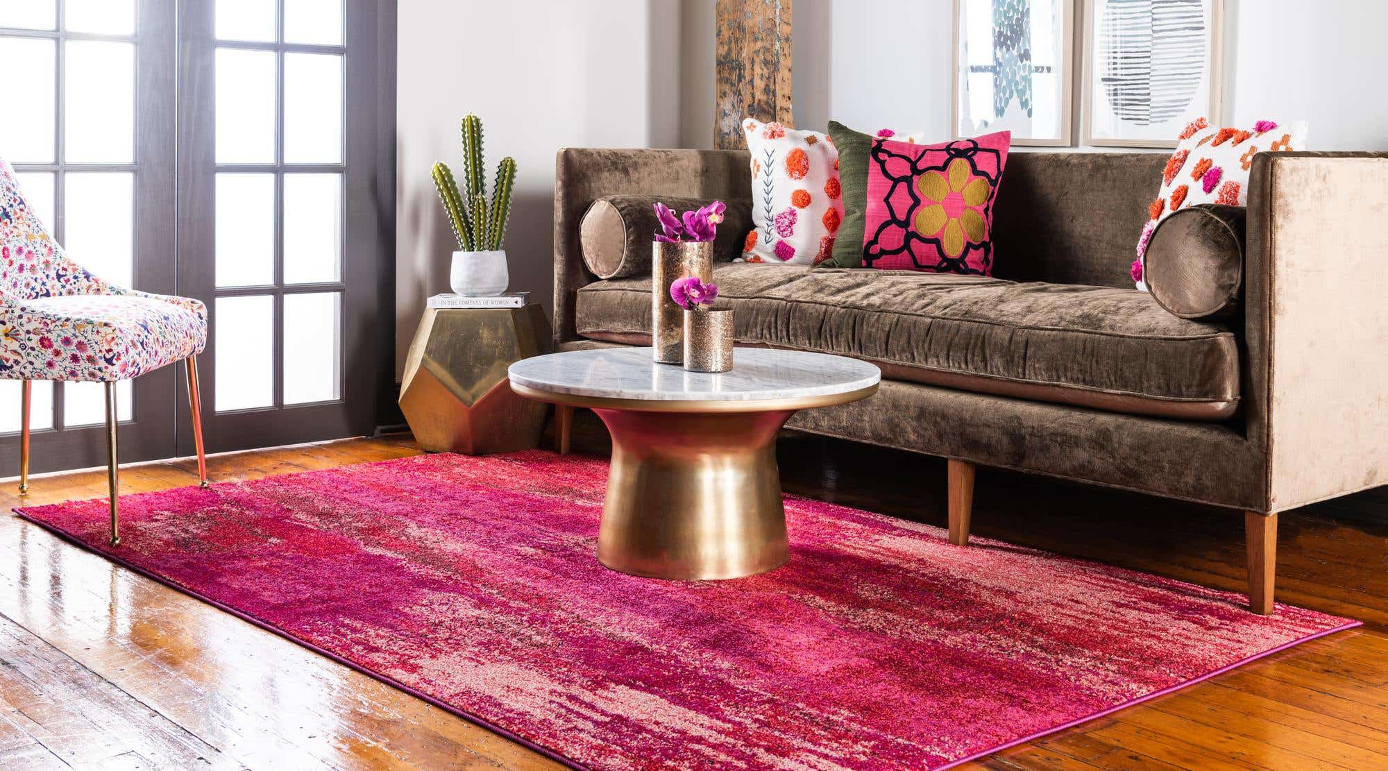 25 Gorgeous Rugs That Go With Brown Couches