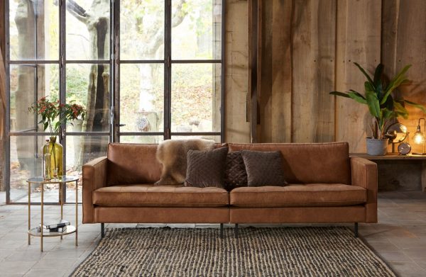 25 Gorgeous Rugs That Go With Brown Couches