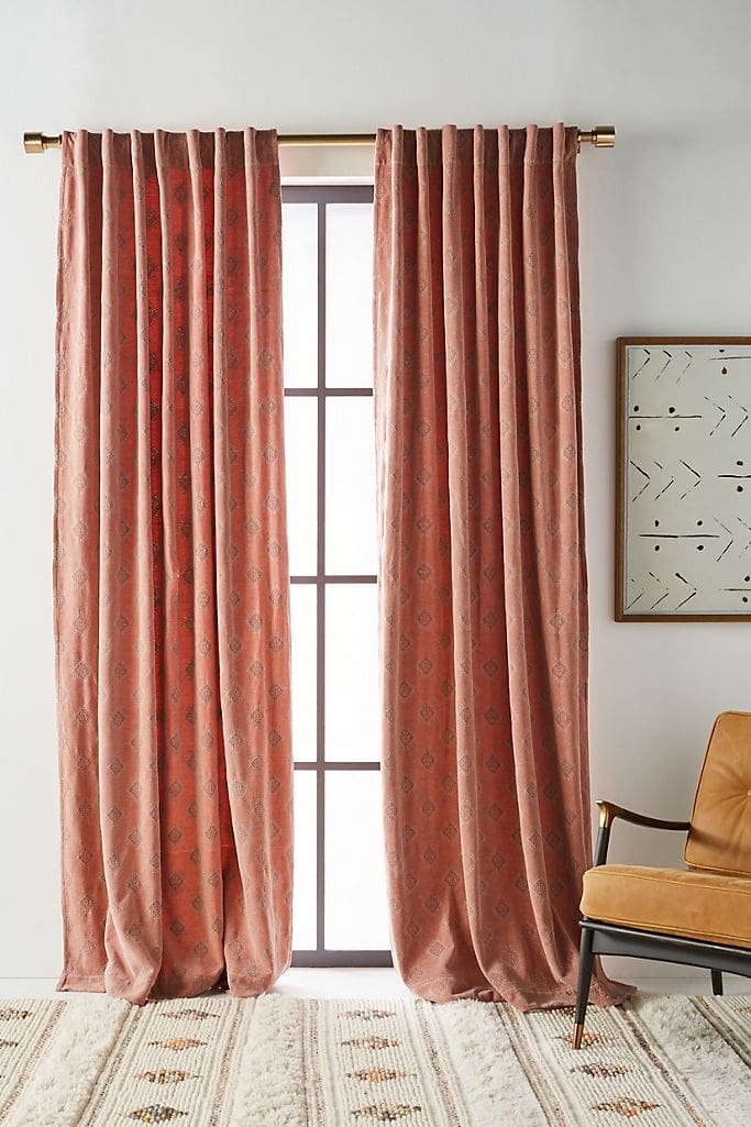 What Color Curtains Go With Beige Walls? - 15 Ideas