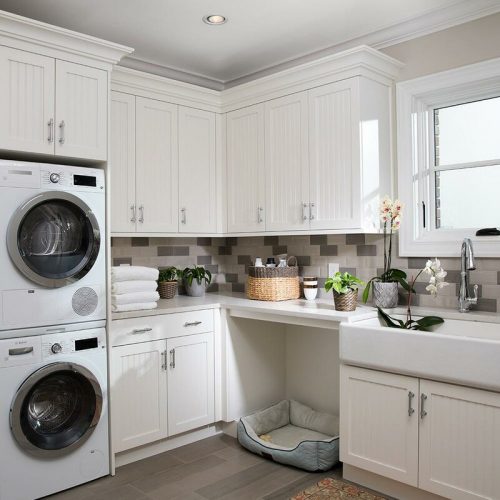 20 Laundry Room Lighting Ideas