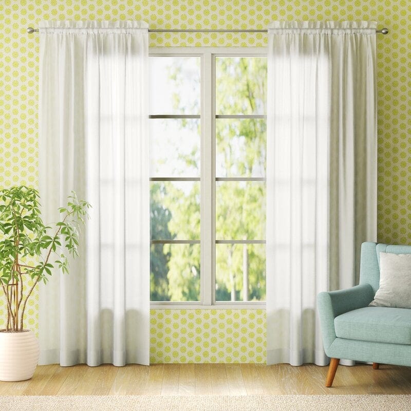 What Color Curtains Go With Green Walls, Best Curtains For Light Green Walls