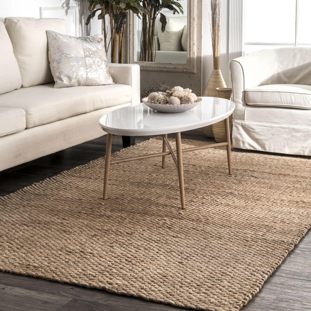 What Color Rug Should I Use For Dark Wood Floors 18 Ideas   2 Add A Natural Element To Your Room With A Jute Rug 