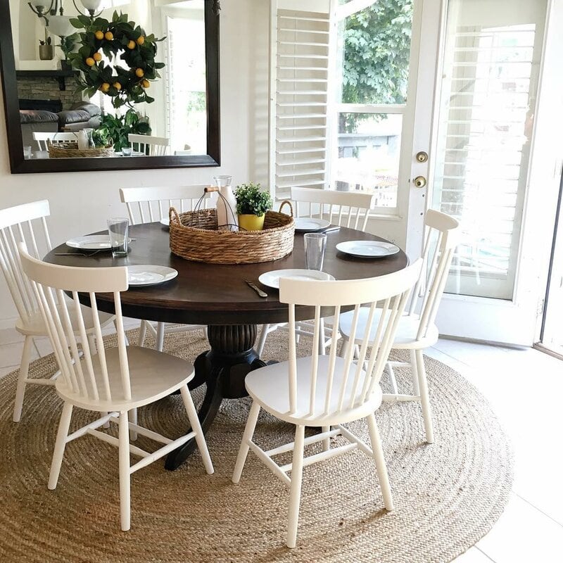 How To Decorate A Round Dining Table, Runner On Round Dining Table