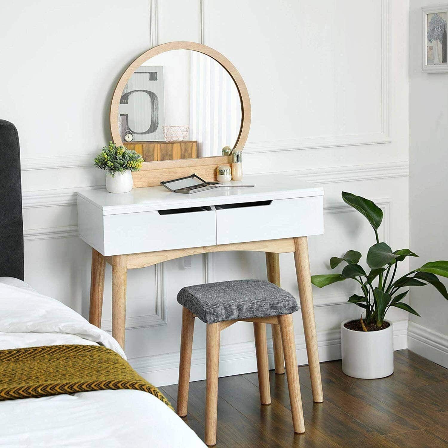 12 Vanity Ideas For Small Bedrooms