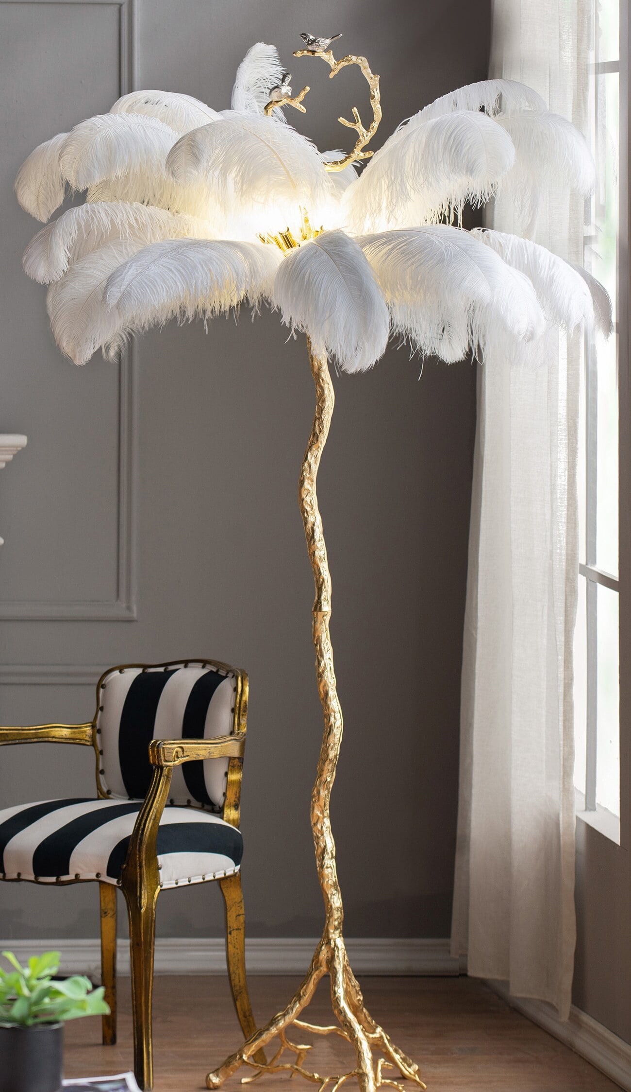 Glamorous Feather Floor Lamp