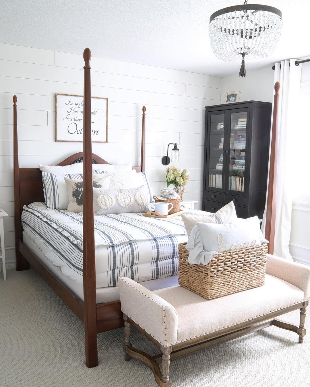 A Cool And Coastal Bedroom