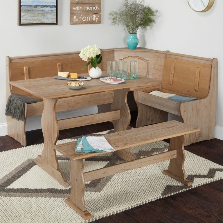 16 Best Farmhouse Dining Tables