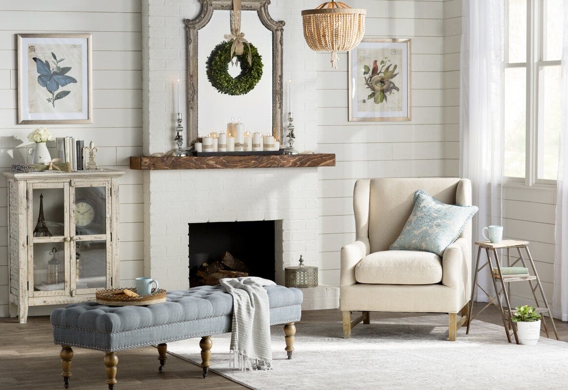 15 Farmhouse Mantel Decorating Ideas