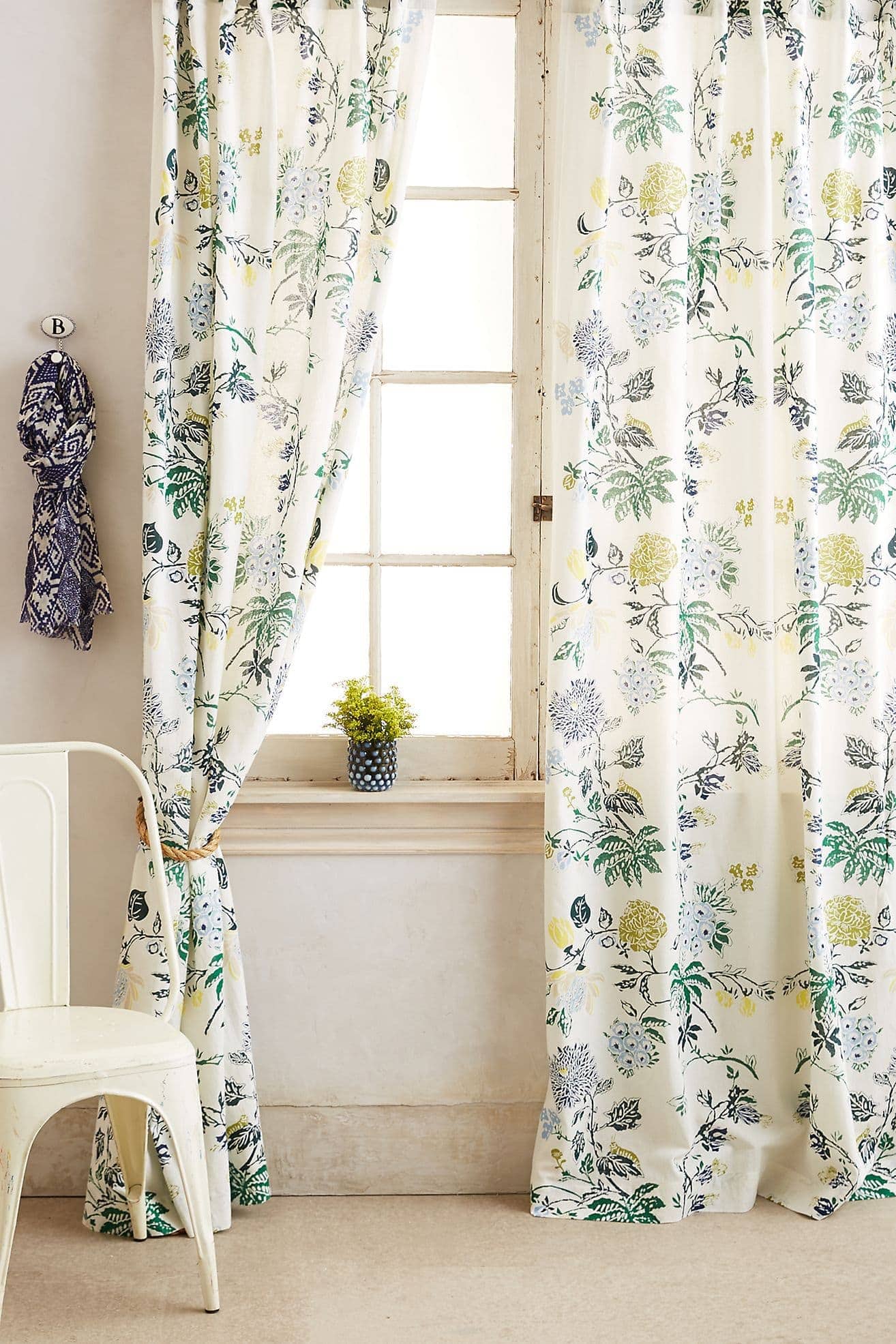 12 Amazing Farmhouse Curtain Ideas