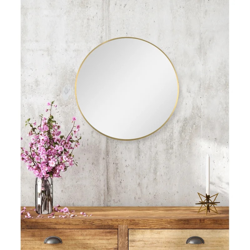Go For Simplicity With a Circular Mirror