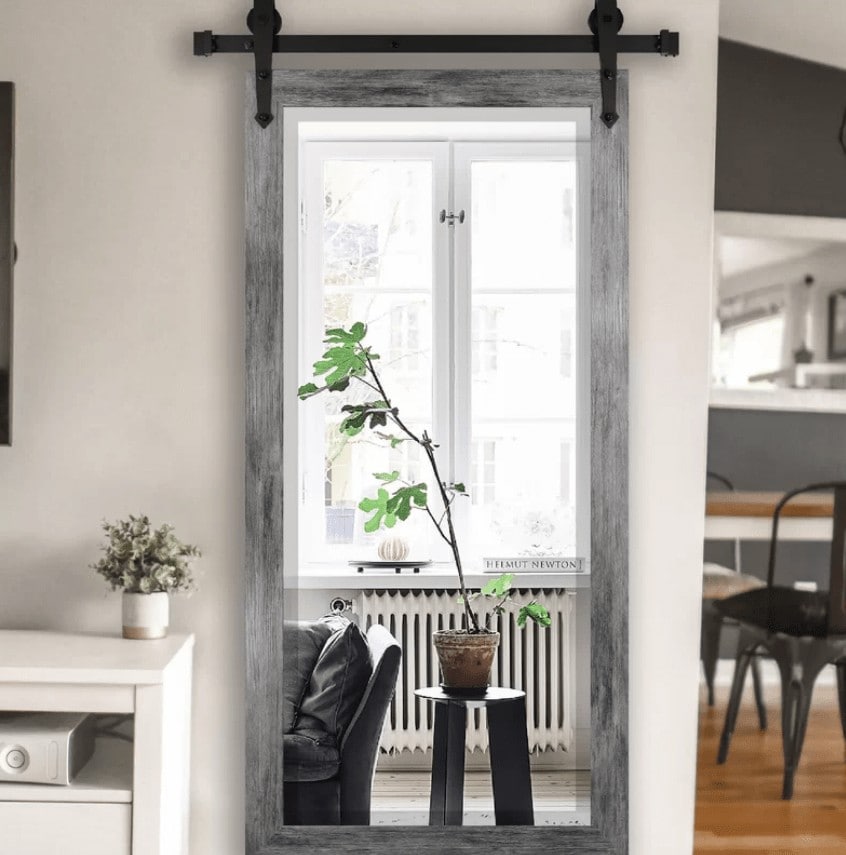 Choose a Farmhouse Style Mirror for a Rustic Look