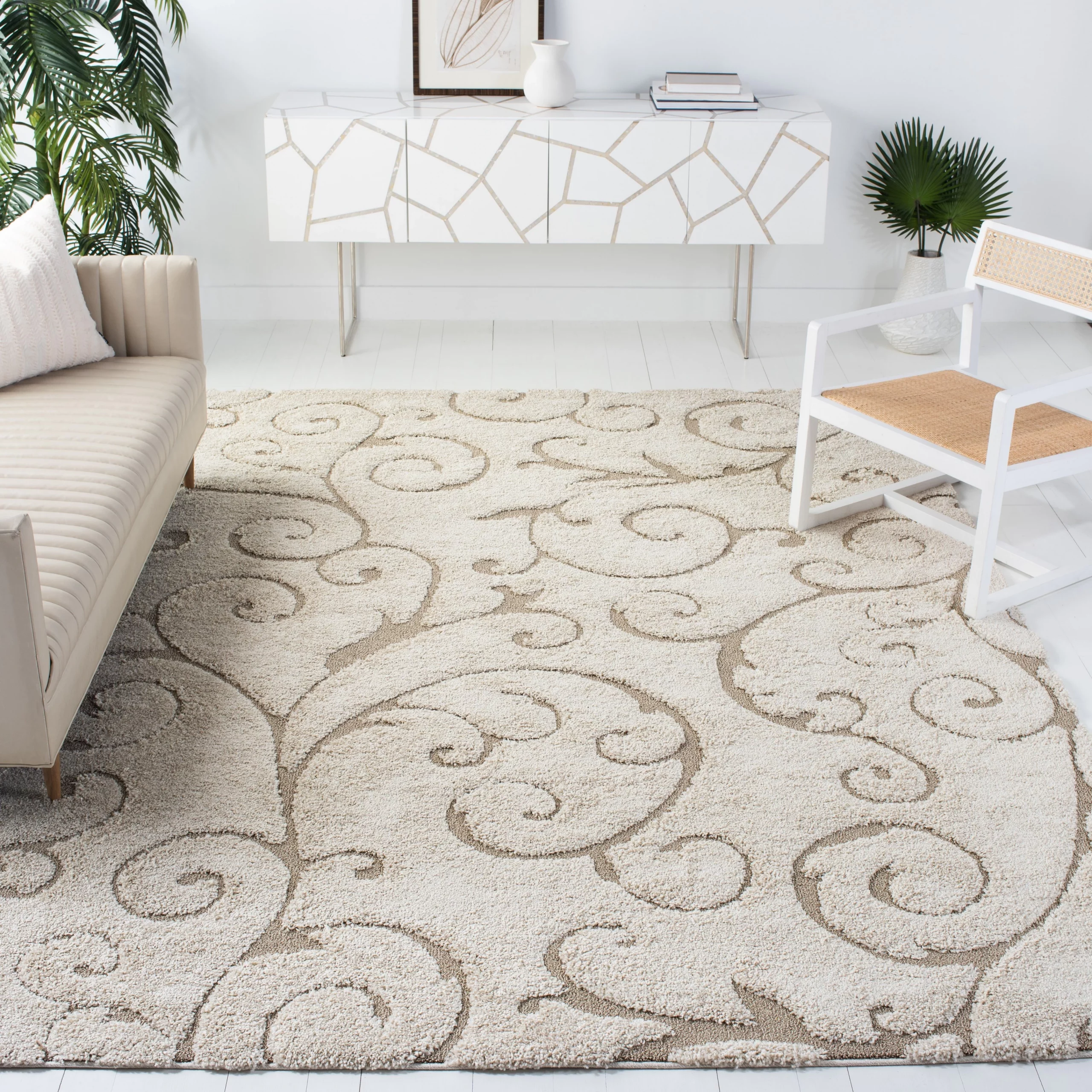 Create a Contemporary Setting with a Hi/Lo Shag Scroll