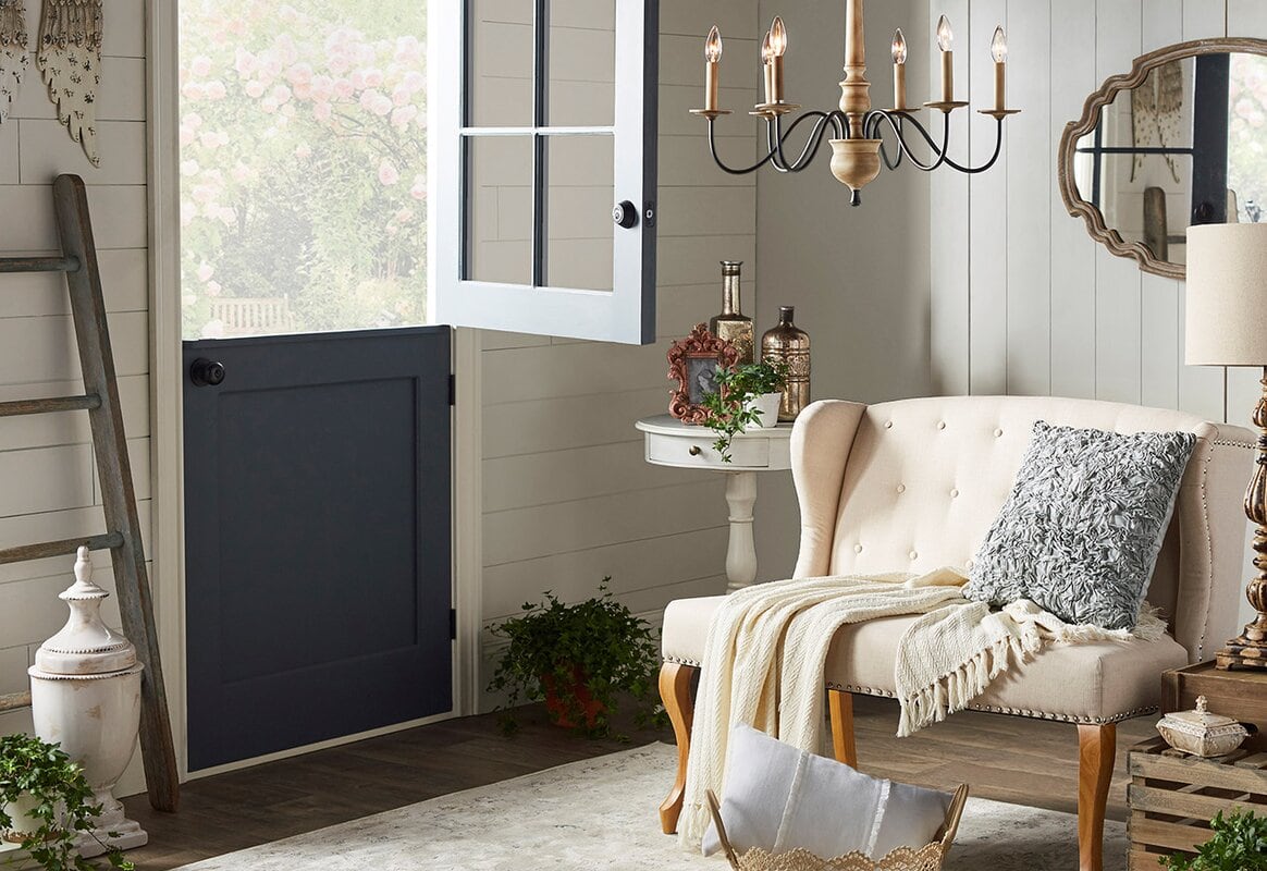 For a Romantic Feel, Opt for a Small Tufted Bench