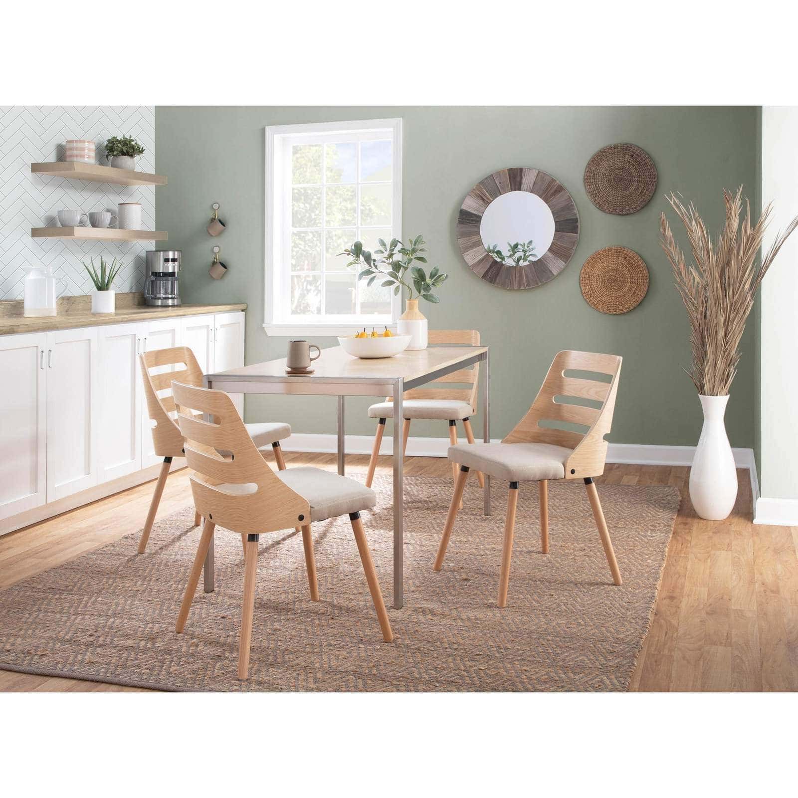 Keep Things Simple with This Versatile Dining Chair