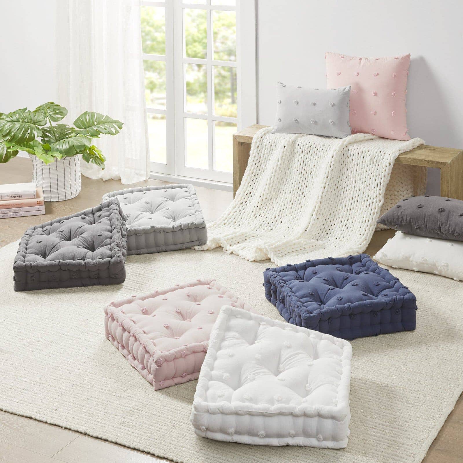 Multiuse Square Pillows for Extra Seating