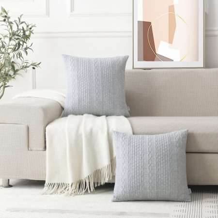 What Color Pillows for a Beige Couch? - 17 Ideas