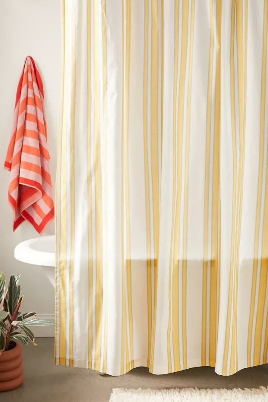 Choose a Cheerful Shower Curtain in Yellow