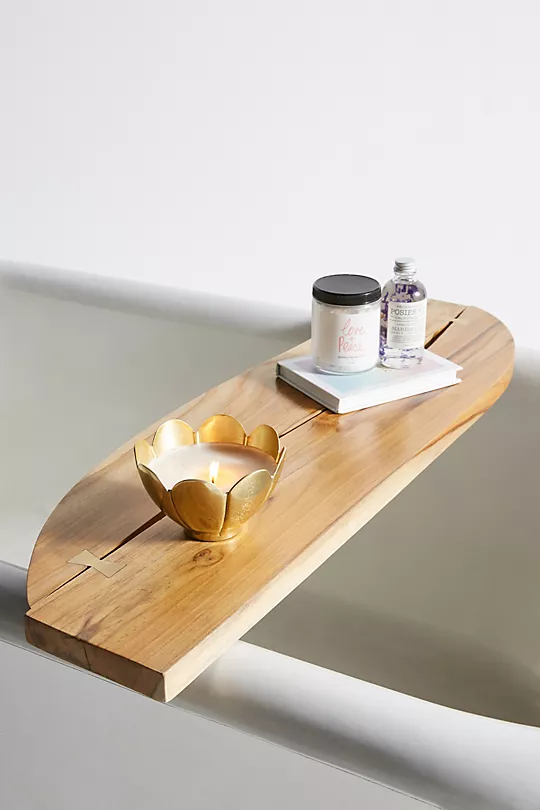 Add a Rustic Wood Plank Tub Caddy