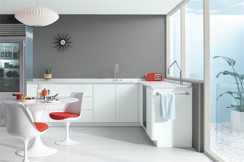 Китчен колорс. Benjamin Moore Crystalline. Benjamin Moore Oxford White 869. Husky Kitchen and Bathroom.