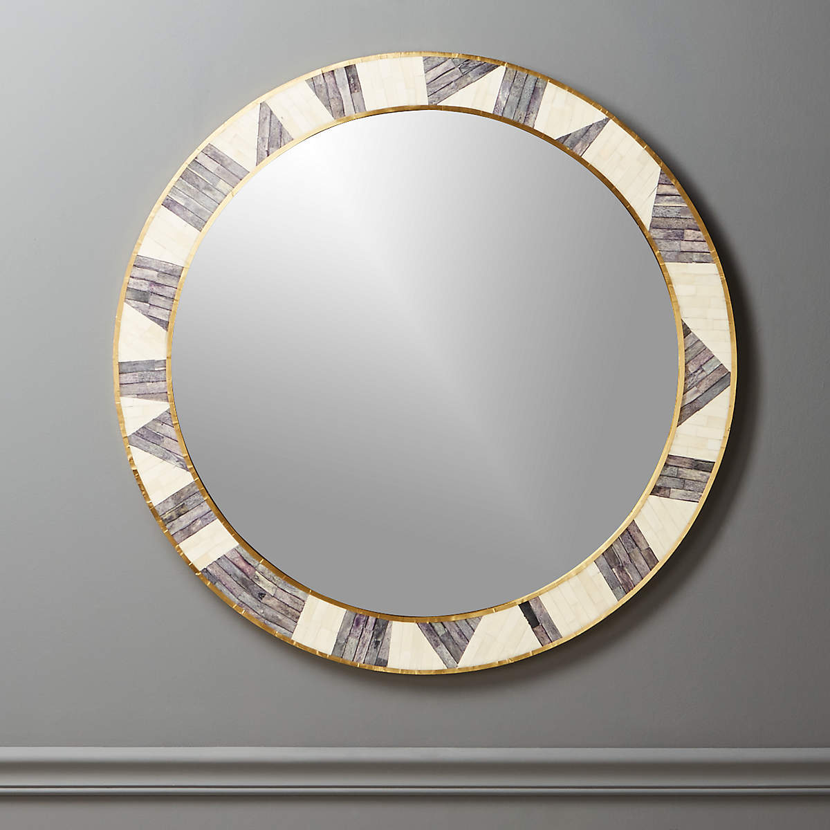 Rely on an Eclectic Mirror to Make it Bright