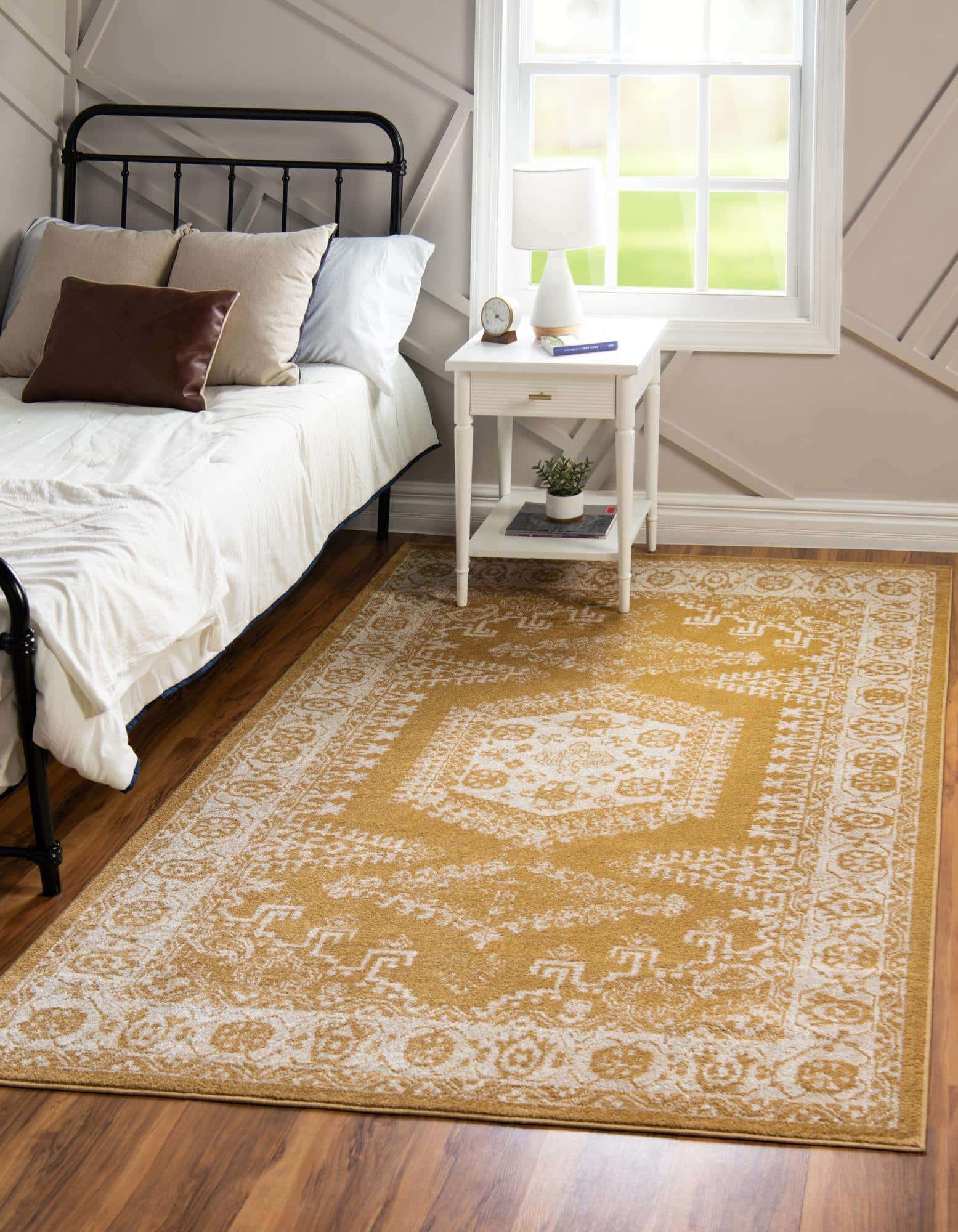 Warm Up Your Bedroom with a Gold Rug