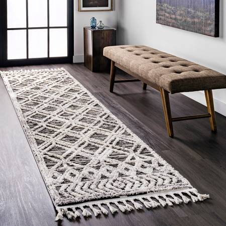 Lay Down a Pretty Grey Lattice Rug