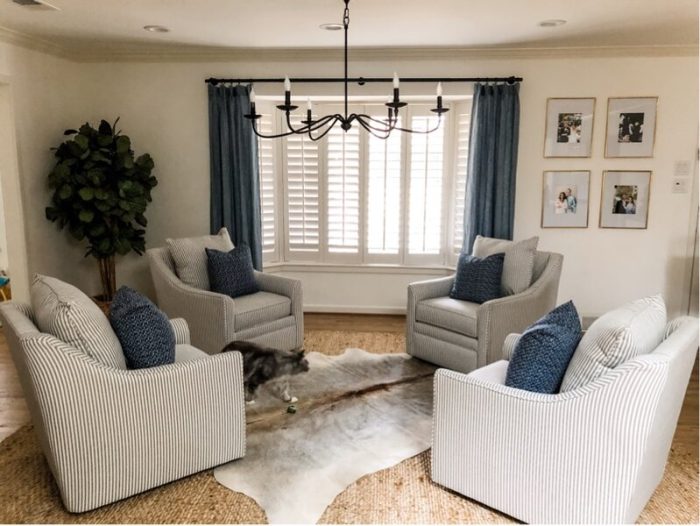 24 Blue Curtain Ideas For The Living Room