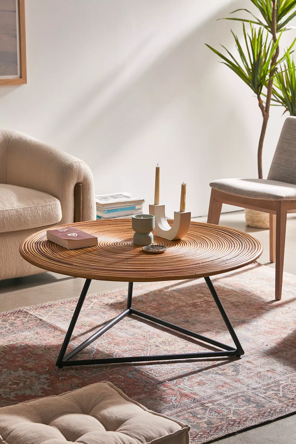 16 Boho Coffee Table Ideas for Your Living Room