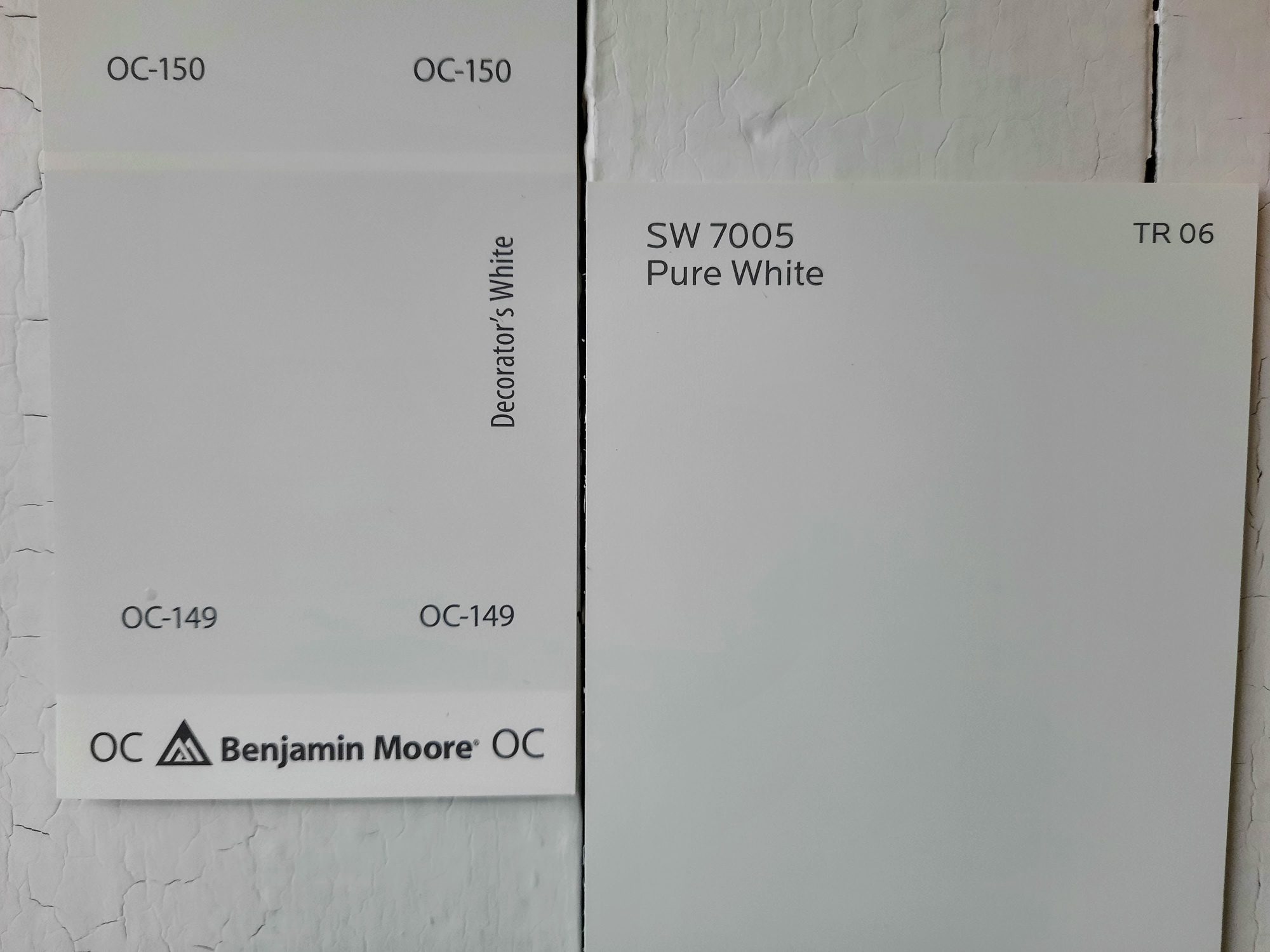 Benjamin Moore Decorator’s White Paint Color Review