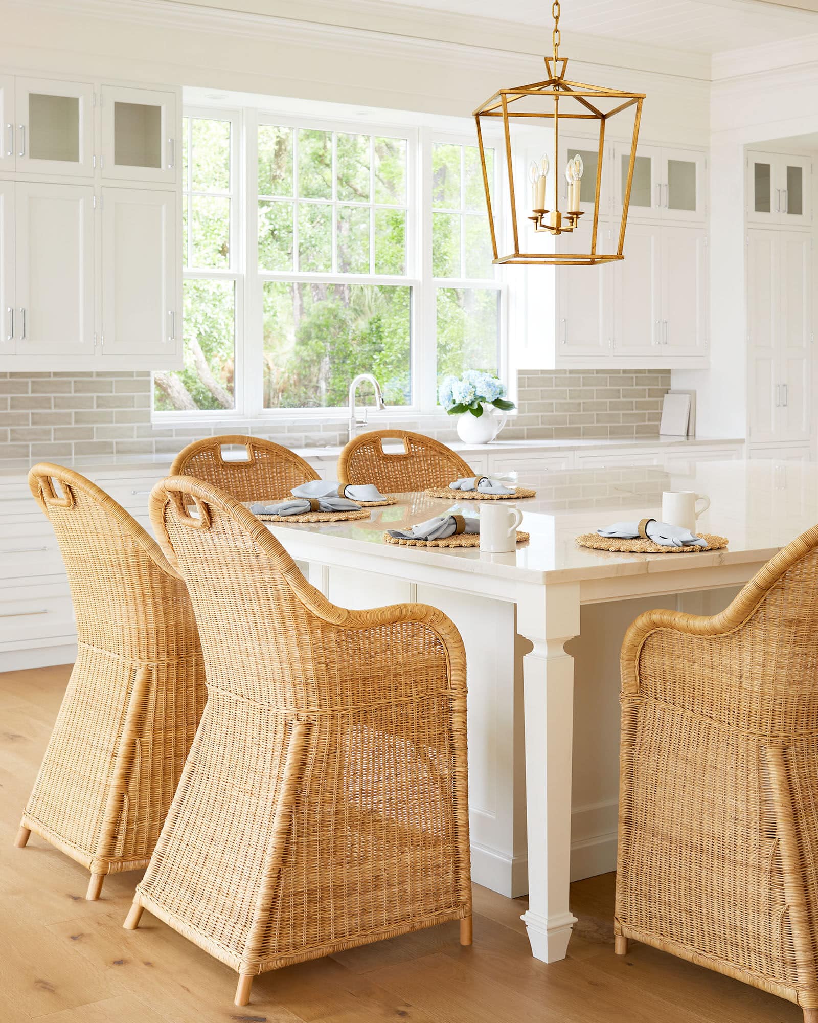 Set the Island with Handwoven Placemats