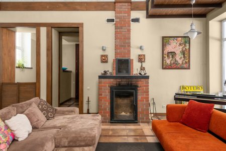 15 Paint Colors That Go With a Red Brick Fireplace