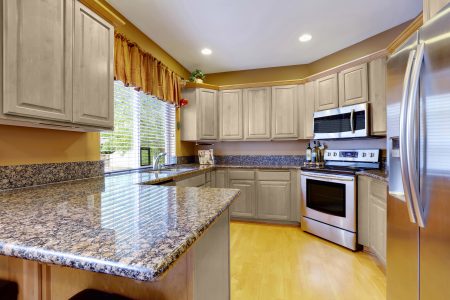 What Color Cabinets Go With Brown Granite Countertops? 15 Ideas