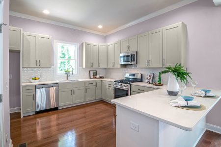 What Wall Color Goes with Mindful Gray Cabinets? 15 Ideas