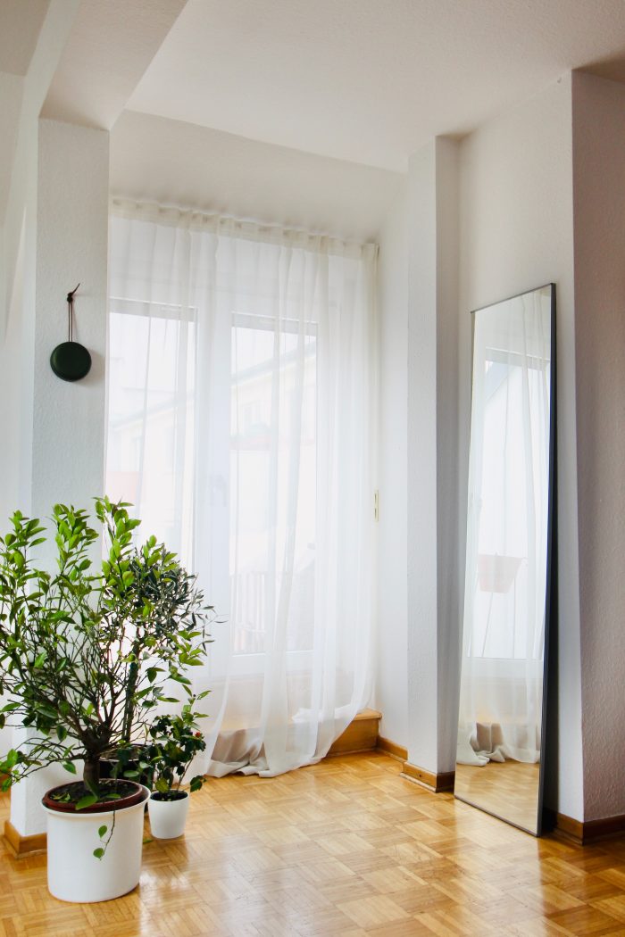 Should Curtains Touch The Floor?