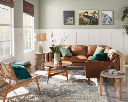 What Coffee Table Goes with a Brown Leather Couch? 13 Ideas