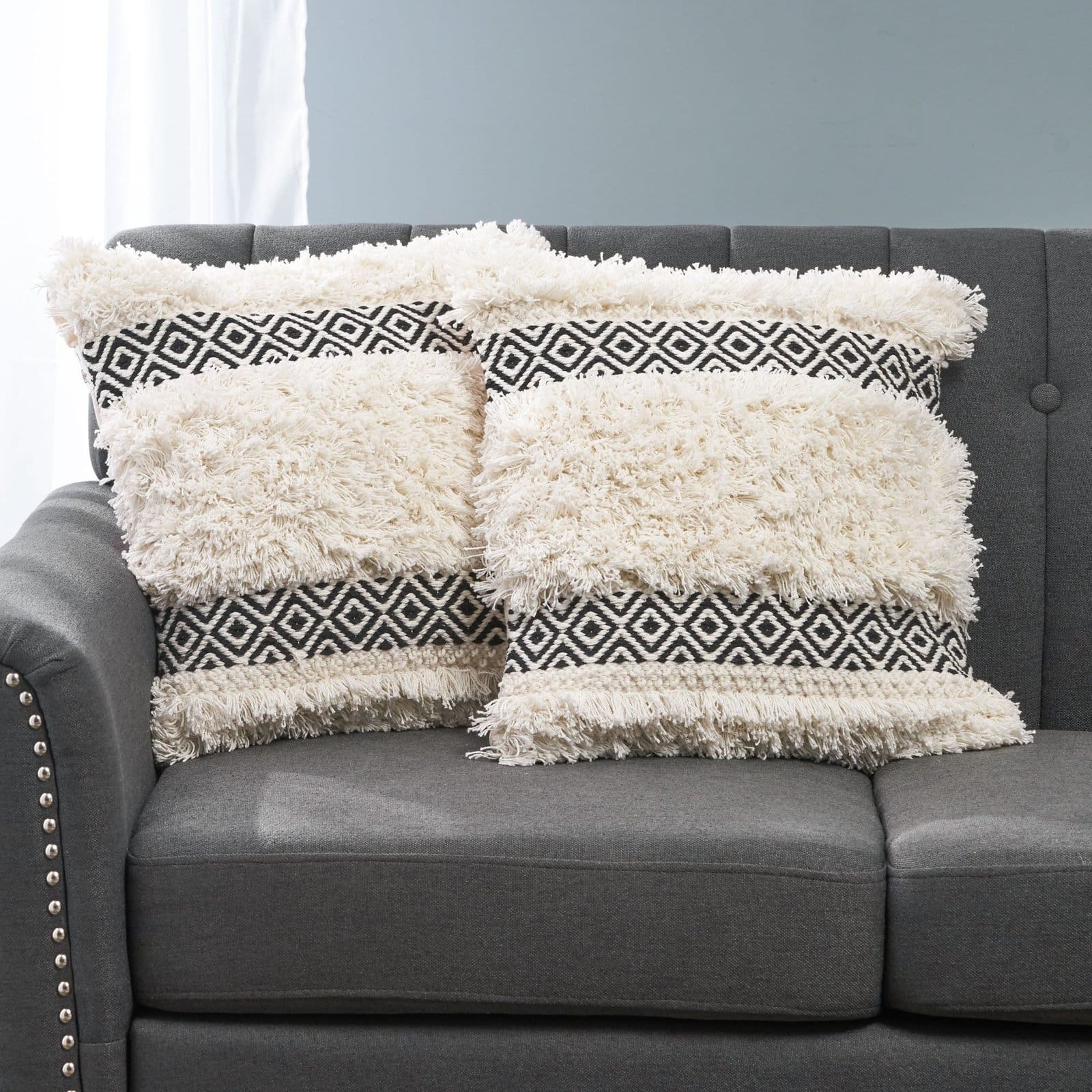 15 Throw Pillows for a Black Couch